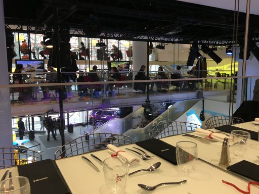 Restaurant_ L'atelier Renault _Expressionsdenfants